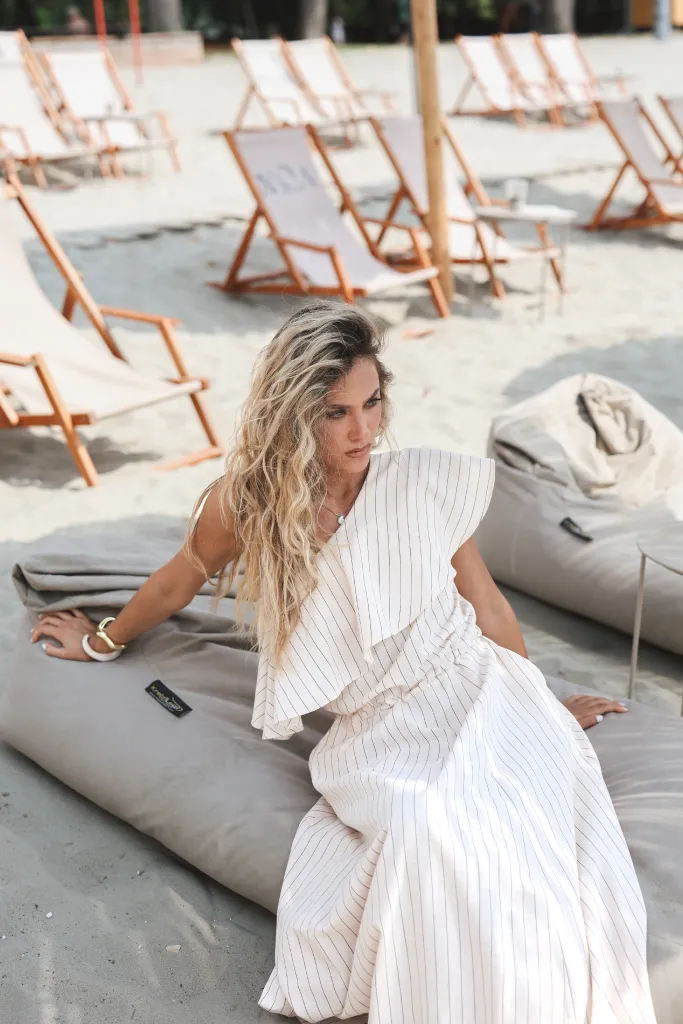 Bela prugasta